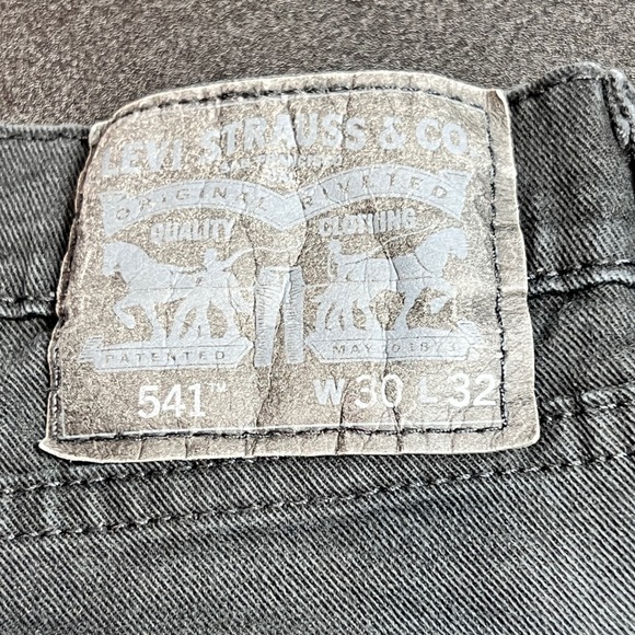 Levi's 541 Athletic Fit Black Straight Leg Jeans Mens 30x32 Stretch Black Label - Picture 4 of 10